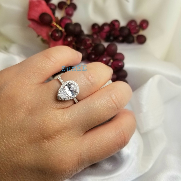NEW PEAR CUT 925 STERLING STERLING DIAMOND RING - Picture 3 of 5